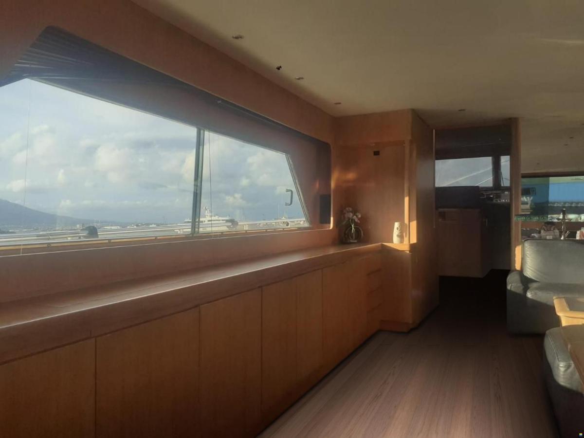 Hotel Boat & Breakfast Lucretia, Luxury Yacht Àrbatax Exteriér fotografie