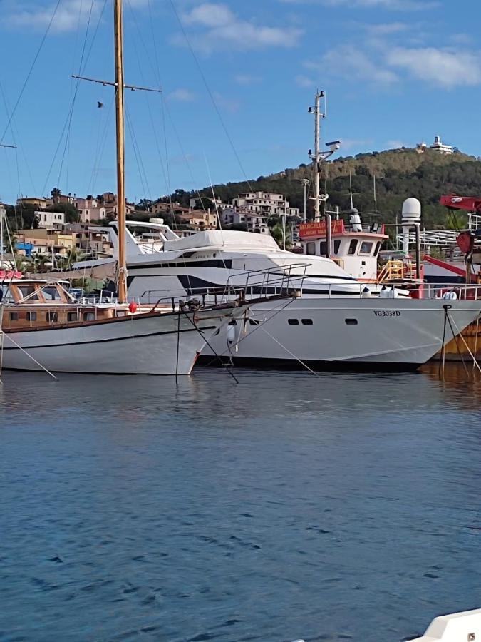 Hotel Boat & Breakfast Lucretia, Luxury Yacht Àrbatax Exteriér fotografie